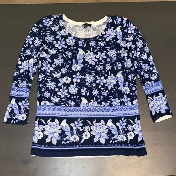 Talbots Floral Navy Blue Women's Top - Picture 2 of 6